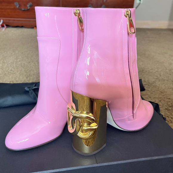 Dolce & Gabbana Shoes - Dolce & Gabbana Karol boots size 39.5